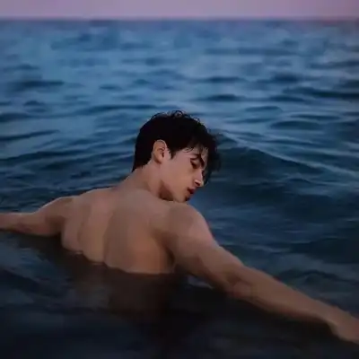 袁纪颖